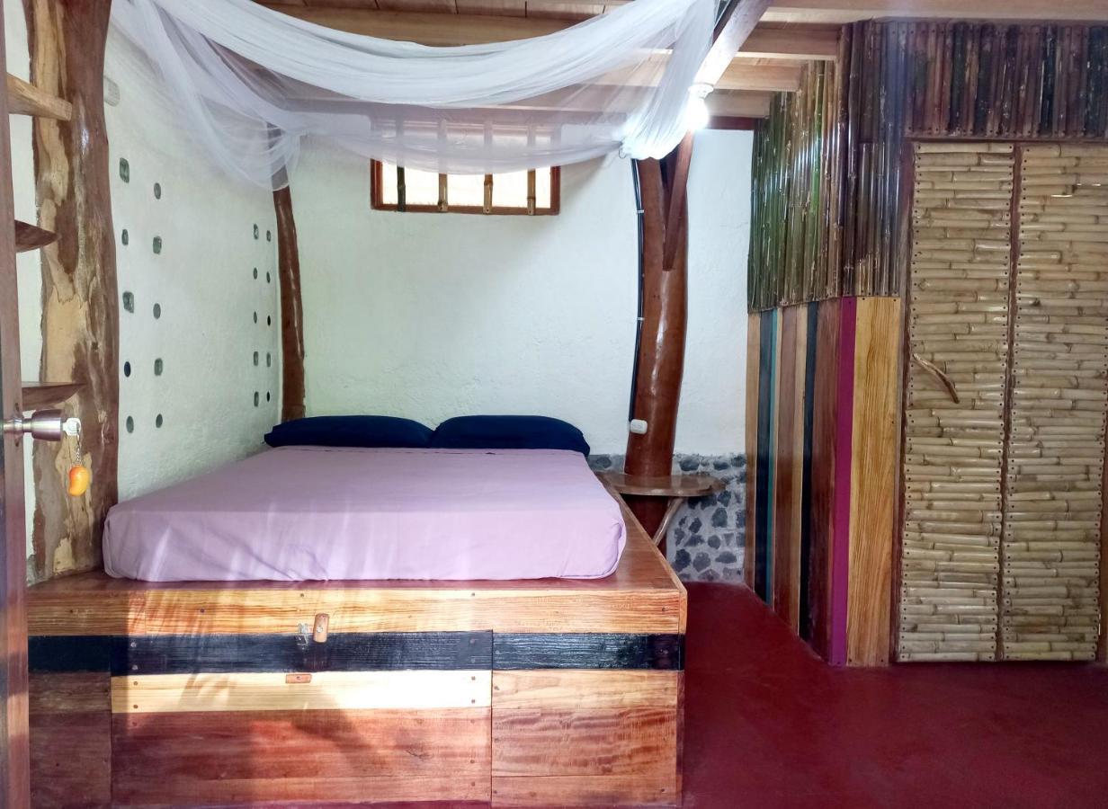 La Urraca Loca Hostel Balgue Zimmer foto
